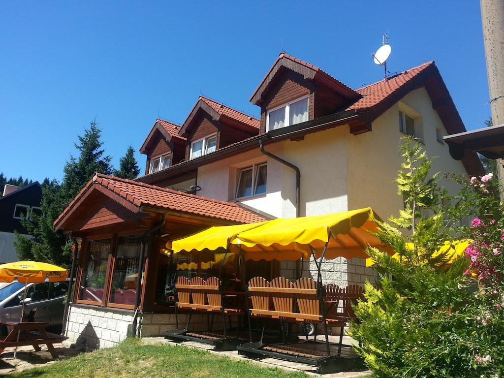 Penzion Pod Boubinem Hotel Kubova Hut Exterior photo